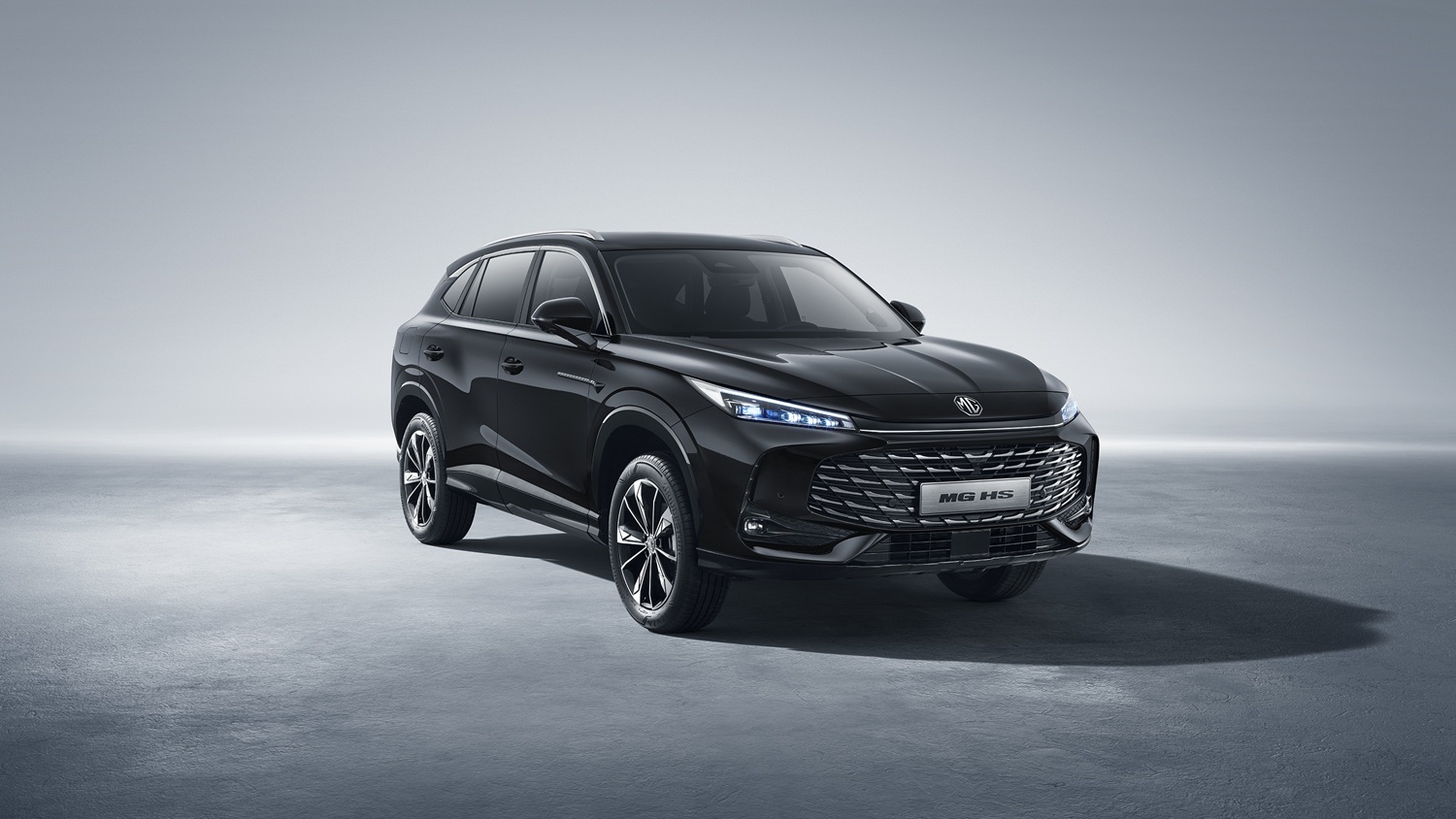 Stylish MG New HS compact SUV available at Minadi Autos Lagos